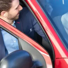 Jaka jest prawidłowa kolejność przygotowania do jazdy? Zapamiętaj