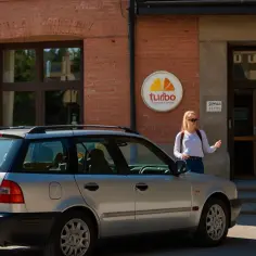Dlaczego kursanci tak chętnie polecają szkołę jazdy Turbo? Sekrety