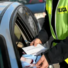 Jaki mandat za brak przeglądu? Uniknij wysokich kar i punktów karnych