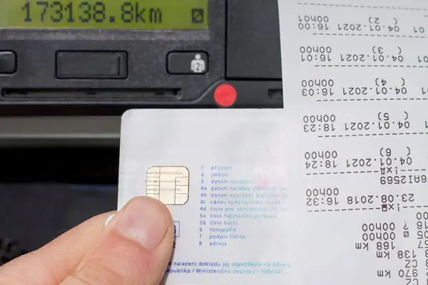 Karta kierowcy na jaki adres odesłać? Sprawdź ważne informacje